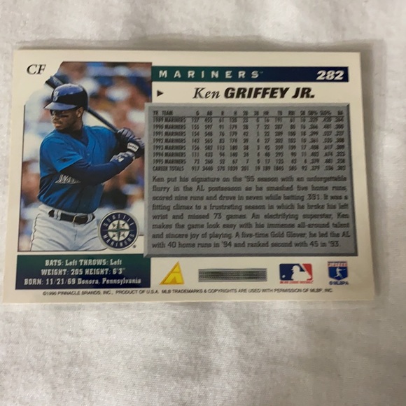 1996 Score Pinnacle Ken Griffey Jr HOF in great condition - Picture 2 of 2